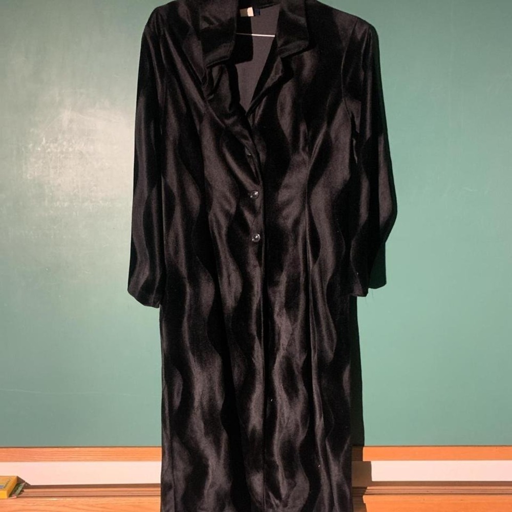 Vintage 1990s Y2K maxi coat button up front, high collar & flared sleeves Medium